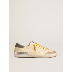 Super-Star in leather with perforated star and gray suede heel tab