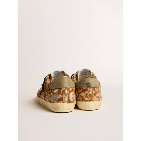 Women’s Super-Star LAB in leopard pony skin with gold star and gray heel tab